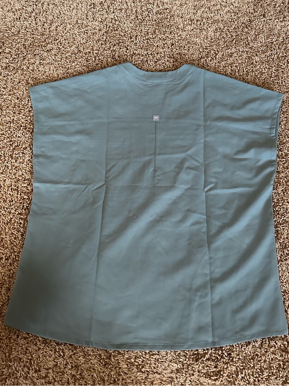 Fabletics Sage Scrub Set Medium - Picture 10 of 12